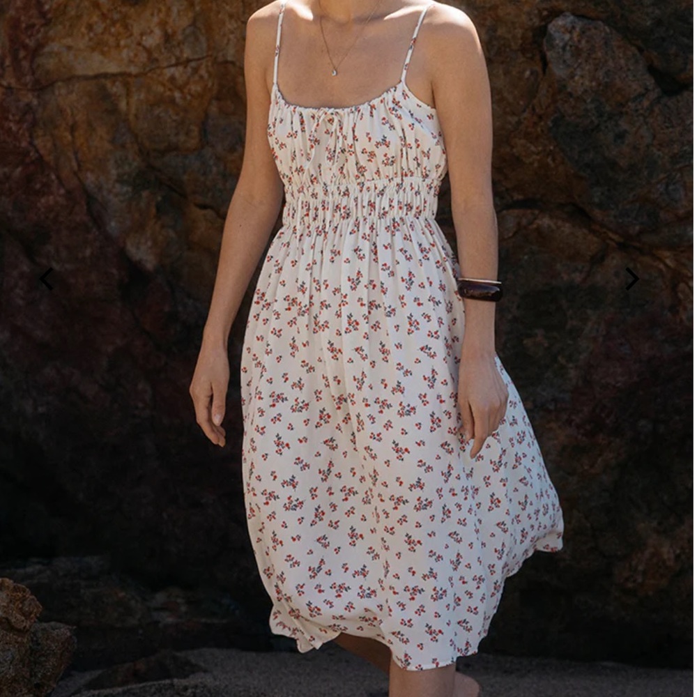 Gorgeous Ciao Lucia Gabriela Midi Dress